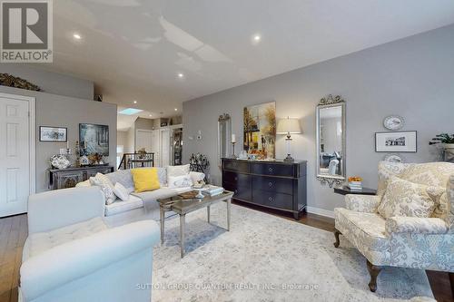 43 Oarsman Crescent, St. Catharines, ON - Indoor Photo Showing Living Room