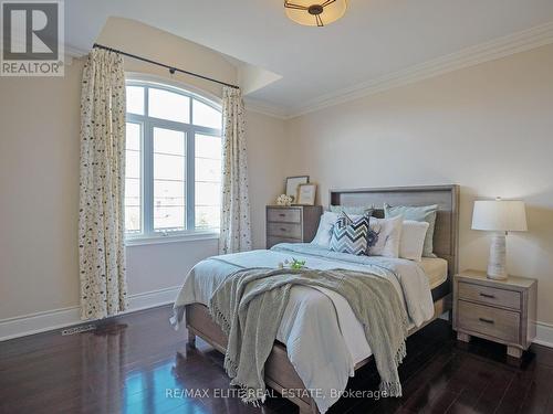 166 Grand Vellore Crescent, Vaughan, ON - Indoor Photo Showing Bedroom