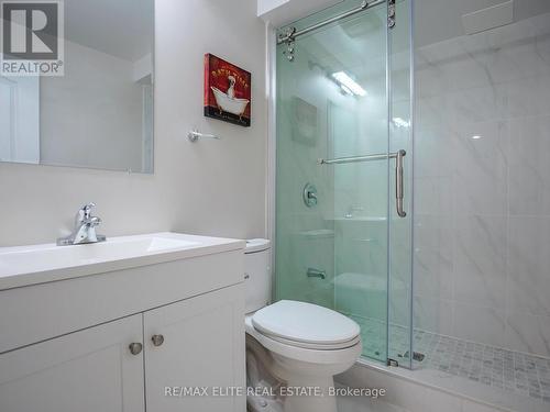 166 Grand Vellore Crescent, Vaughan, ON - Indoor Photo Showing Bathroom