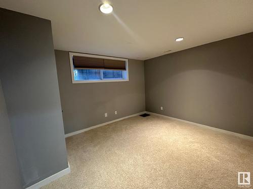 11231 75 Av Nw, Edmonton, AB - Indoor Photo Showing Other Room