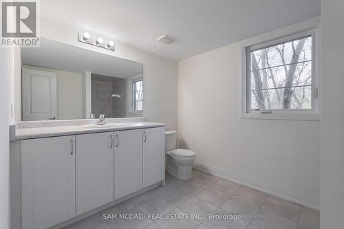 84 Salina Street, Mississauga, ON - Indoor Photo Showing Bathroom