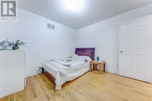 2 Newport Avenue, Toronto, ON - Indoor Photo Showing Bedroom