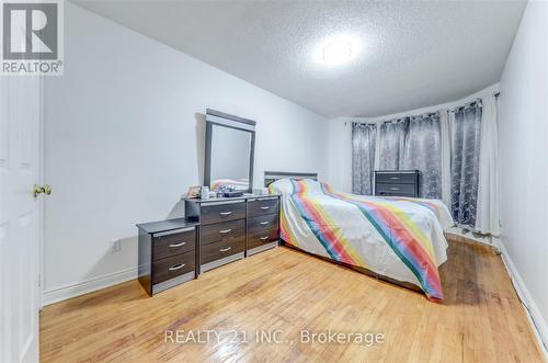 2 Newport Avenue, Toronto, ON - Indoor Photo Showing Bedroom