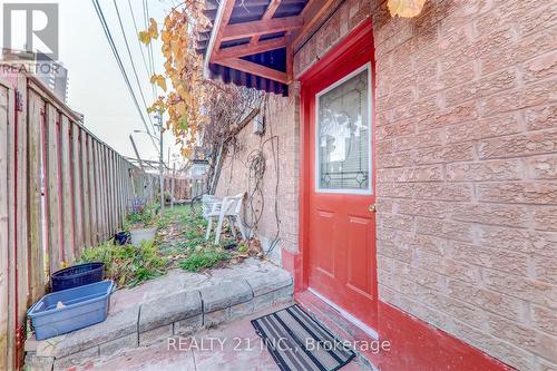 2 Newport Avenue, Toronto, ON - Outdoor