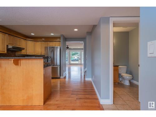 13428 118 Av Nw, Edmonton, AB - Indoor Photo Showing Kitchen