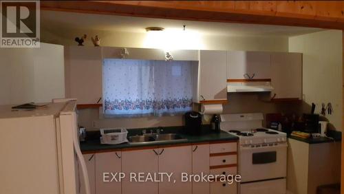 53 Main Street E, Greater Sudbury, ON - Indoor Photo Showing Kitchen