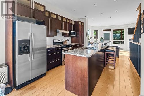 6570 Goodmere Rd, Sooke, BC - Indoor Photo Showing Kitchen With Upgraded Kitchen