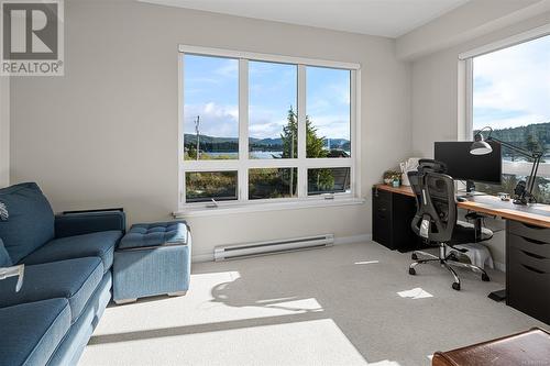 6570 Goodmere Rd, Sooke, BC - Indoor Photo Showing Office