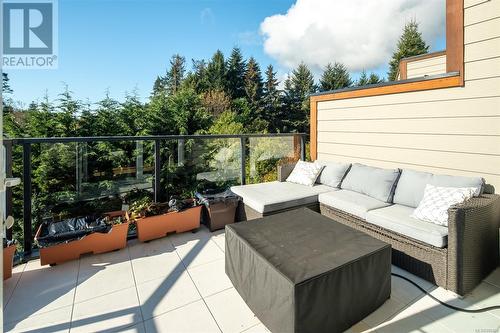 6570 Goodmere Rd, Sooke, BC - Outdoor With Exterior