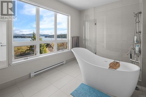 6570 Goodmere Rd, Sooke, BC - Indoor Photo Showing Bathroom