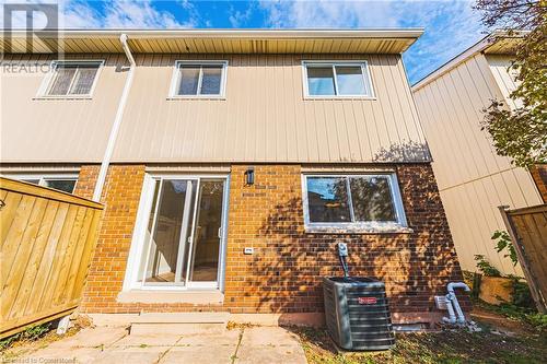 5033 Pinedale Avenue Unit# 48, Burlington, ON - Outdoor