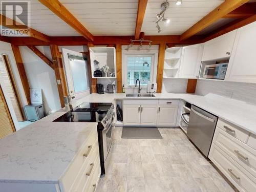 2243 Roberts Road, Powell River, BC - Indoor Photo Showing Kitchen With Double Sink