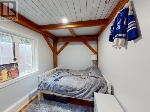 2243 Roberts Road, Powell River, BC - Indoor Photo Showing Bedroom