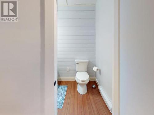 2243 Roberts Road, Powell River, BC - Indoor Photo Showing Bathroom