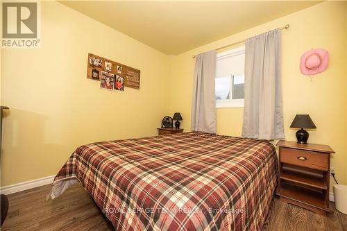 348 First Avenue N, Pembroke, ON - Indoor Photo Showing Bedroom