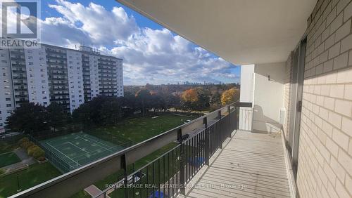 710 - 1100 Caven Street, Mississauga, ON - Outdoor With Exterior