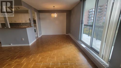 710 - 1100 Caven Street, Mississauga, ON - Indoor Photo Showing Other Room