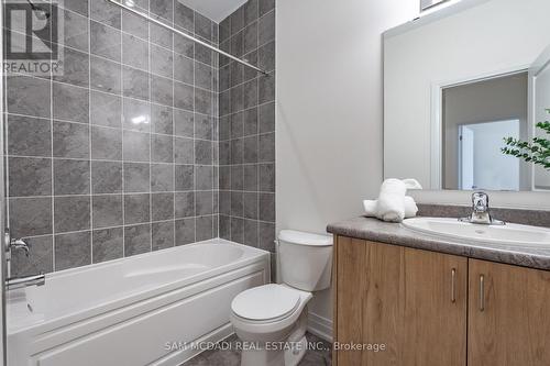 82 Salina Street, Mississauga, ON - Indoor Photo Showing Bathroom