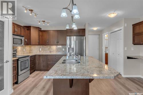 2B 5 2Nd Avenue, Lumsden, SK - Indoor Photo Showing Kitchen