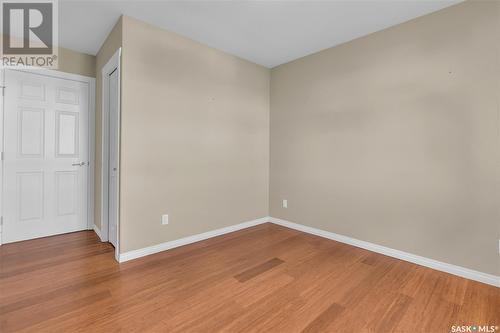 2B 5 2Nd Avenue, Lumsden, SK - Indoor Photo Showing Bathroom