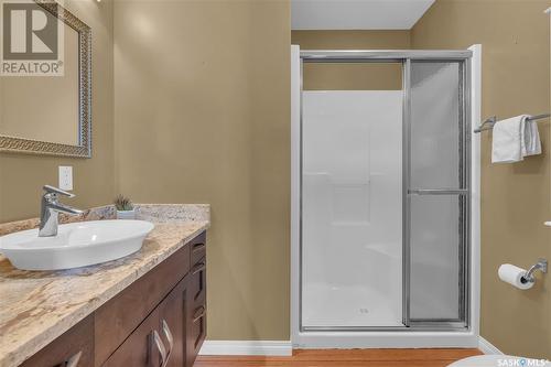 2B 5 2Nd Avenue, Lumsden, SK - Indoor Photo Showing Bathroom