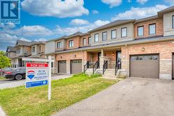 146 CRAFTER CRESCENT  Hamilton, ON L8J 2V5