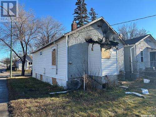 1000 Retallack Street, Regina, SK - Outdoor