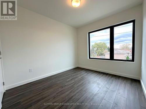 25 Rainwater Lane, Barrie, ON - Indoor Photo Showing Other Room