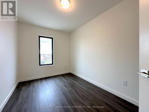 25 Rainwater Lane, Barrie, ON - Indoor Photo Showing Other Room