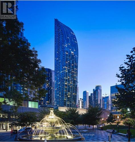 4206 - 8 The Esplanade, Toronto, ON - Outdoor