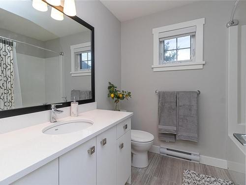 3439 Turnstone Dr, Langford, BC - Indoor Photo Showing Bathroom