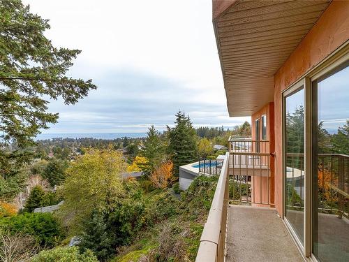 692 Townview Terr, Colwood, BC 