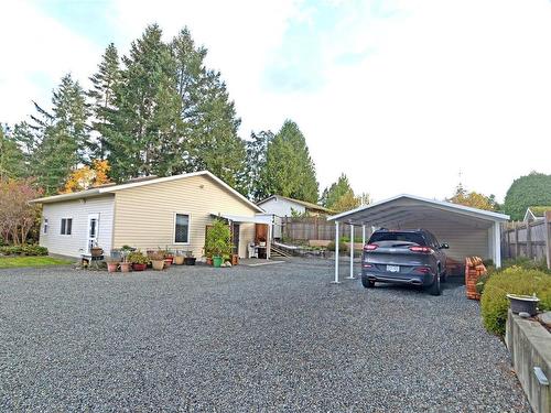 576 Dogwood Rd, Qualicum Beach, BC 