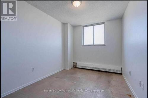 909 - 940 Caledonia Road E, Toronto, ON - Indoor Photo Showing Other Room