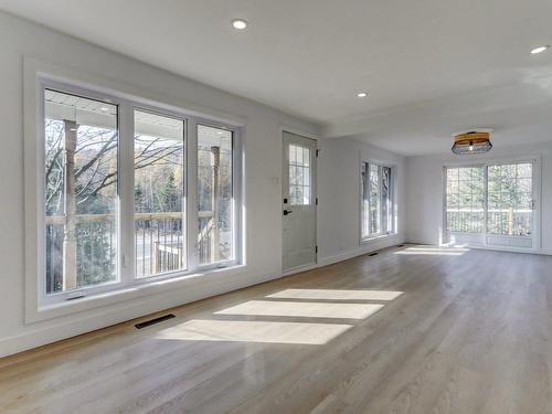 Living room - 1844 Ch. Des Hauteurs, Saint-Hippolyte, QC - Indoor