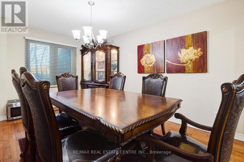 416 Winfield Terrace, Mississauga, ON - Indoor Photo Showing Dining Room