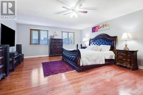 416 Winfield Terrace, Mississauga, ON - Indoor Photo Showing Bedroom