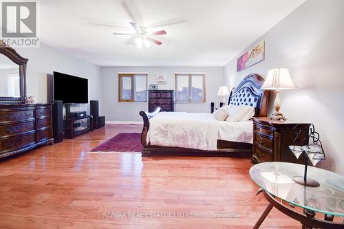 416 Winfield Terrace, Mississauga, ON - Indoor Photo Showing Bedroom