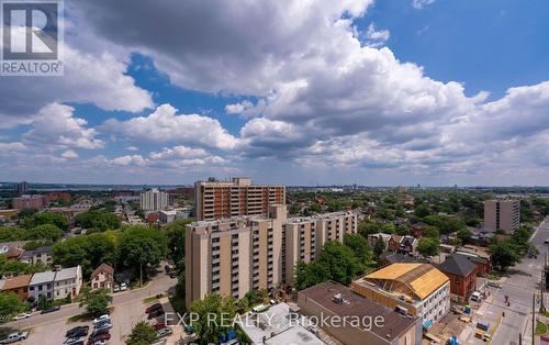 519 - 212 King William Street, Hamilton, ON - Outdoor With View