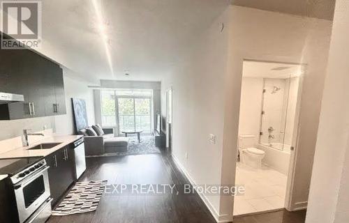 519 - 212 King William Street, Hamilton, ON - Indoor Photo Showing Kitchen