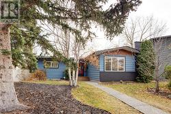 10632 Brackenridge Road SW  Calgary, AB T2W 1A3