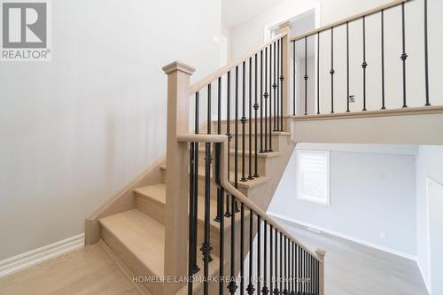 30 Betty May Crescent, East Gwillimbury, ON - Indoor Photo Showing Other Room