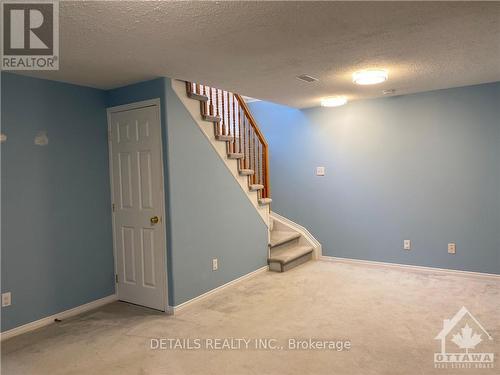 213 Mountshannon Drive, Ottawa, ON - Indoor Photo Showing Other Room