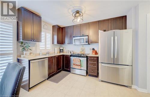 500 Carbert Crescent, Milton, ON - Indoor Photo Showing Kitchen With Stainless Steel Kitchen