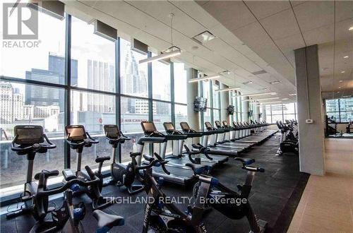 6702 - 88 Harbour Street, Toronto, ON - Indoor Photo Showing Gym Room