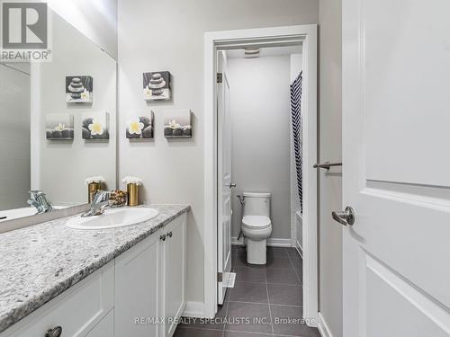 38 Boathouse Road, Brampton, ON - Indoor Photo Showing Bathroom