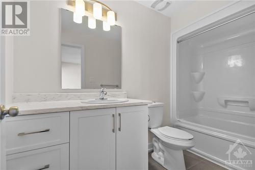 42 Whitcomb Crescent, Smiths Falls, ON - Indoor Photo Showing Bathroom