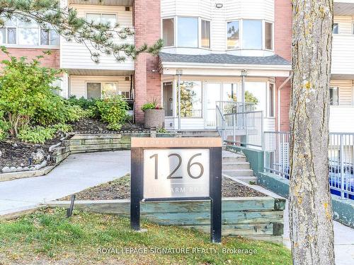 215-126 Bell Farm Rd, Barrie, ON - Outdoor