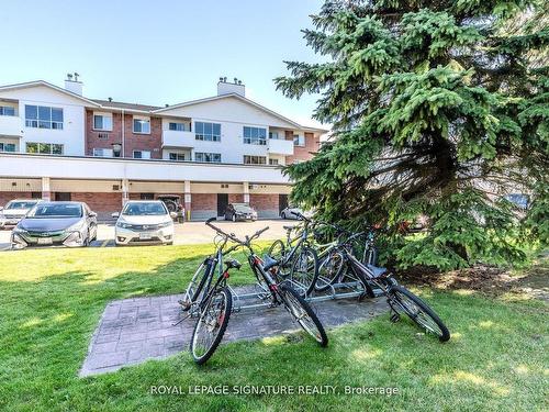 215-126 Bell Farm Rd, Barrie, ON - Outdoor With Balcony