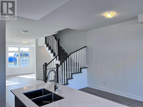 5446 Main Street, Whitchurch-Stouffville, ON - Indoor Photo Showing Kitchen With Double Sink